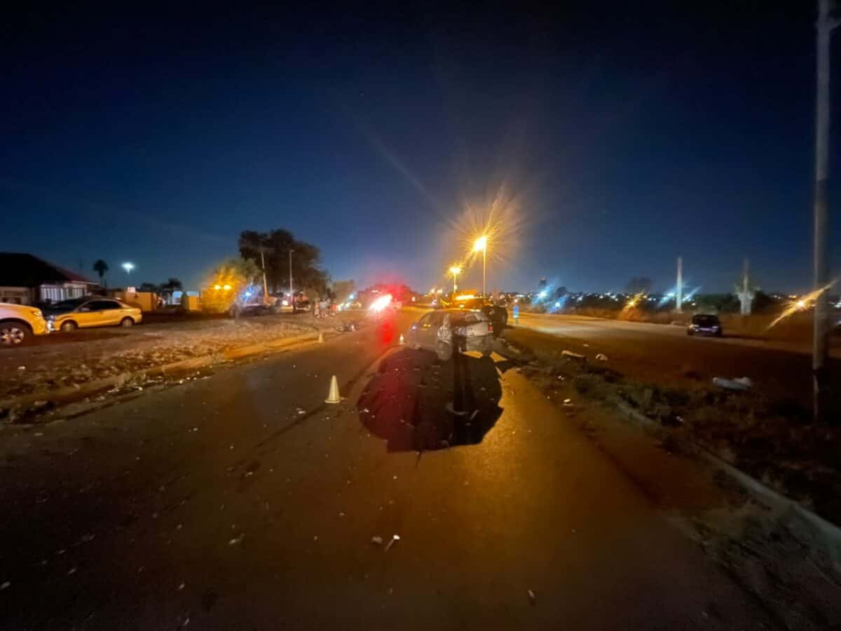 The collision has forced the partial closure of Voortrekker Road near Carol Road and Chelsea Avenue as emergency services attend to the scene.