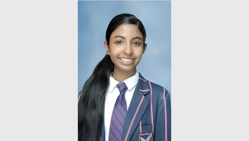 After months of preparation and self-study, Simishka’s strong performance placed her among the country’s top English Olympiad participants.