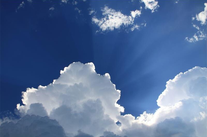 Residents are urged to make the most of this week’s drier, sunnier weather for washing, painting and outdoor maintenance before thunderstorms, heavy rain, strong winds and hail are expected to become more prominent across Gauteng next week.