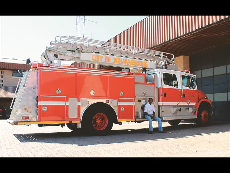 'n Branweerwa van die Johannesburgse Nooddienste.