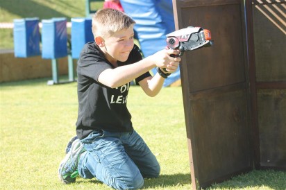 Xander Pretorius in die speletjie, Lazer Quest.