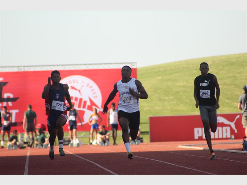 Athletes competing in the School of Speed competition. Photos: Sonwabile Antonie