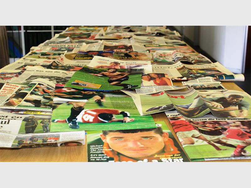 'n Paar van die uitknipsels oor Joost van der Westhuizen wat Blackie bewaar het.