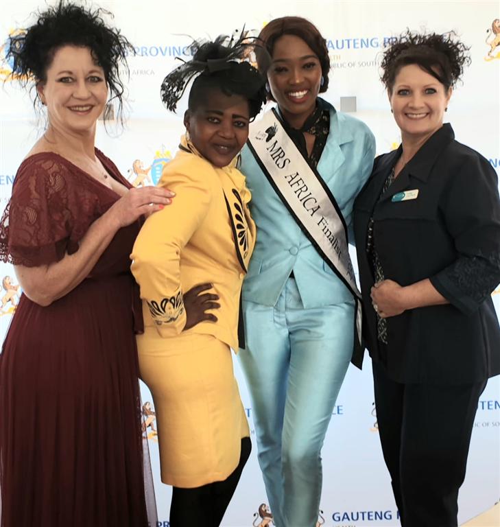 CANSA celebrates Women's Day Roodepoort Record