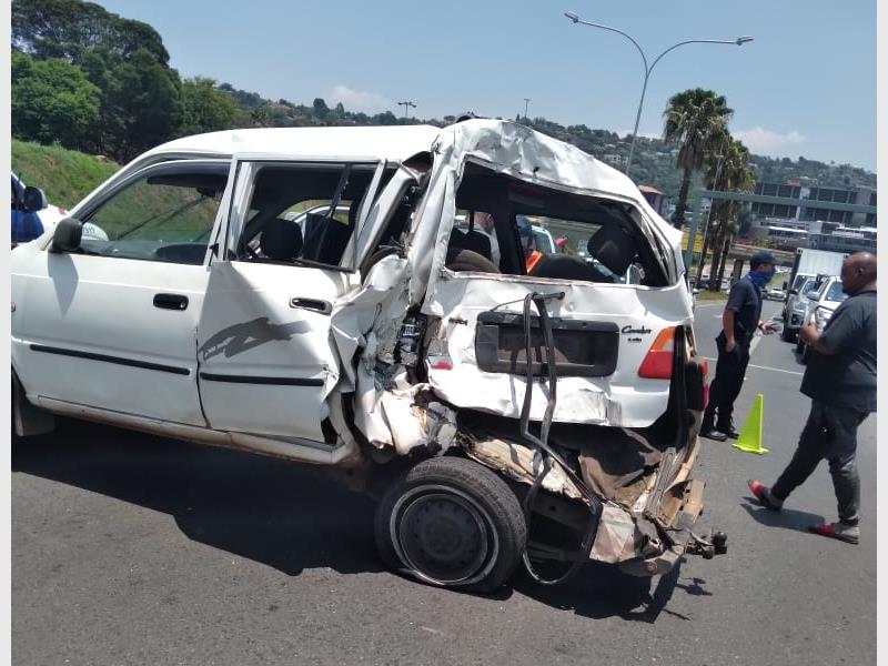 WATCH Runaway truck ploughs through N1 and 14th Avenue intersection