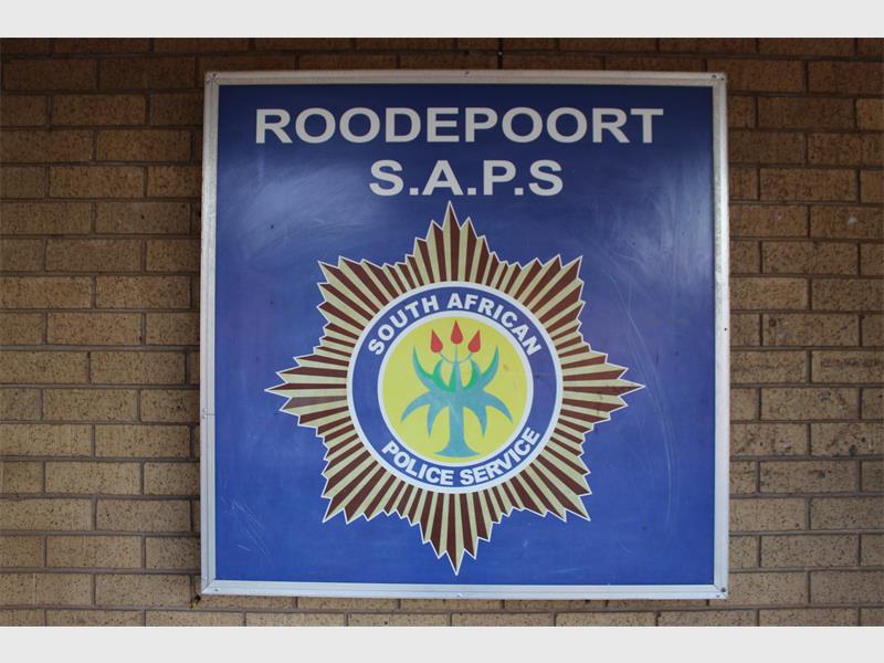Roodepoort Police arrest 70 car guards, almost half being undocumented