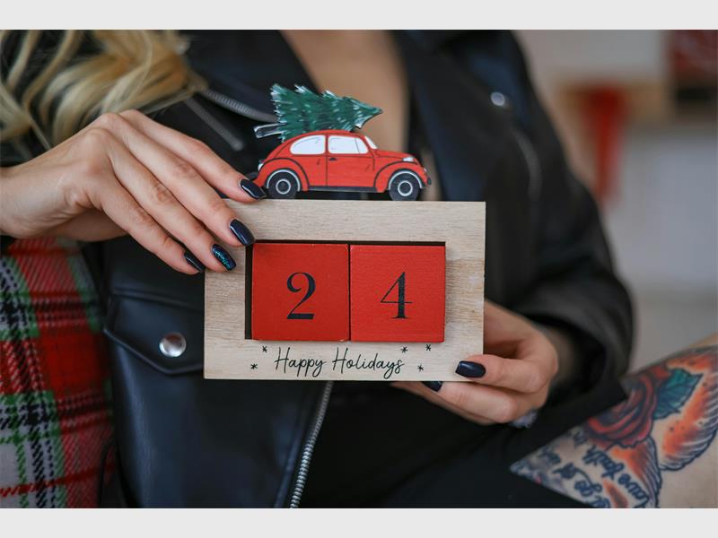 From crafts to movies, discover creative ways to wait together as a family.