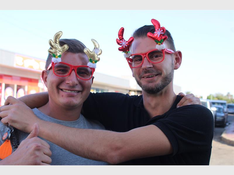 To fruitcake or not to fruitcake? In true West Rand style, residents weighed in on South Africa's hottest debate.