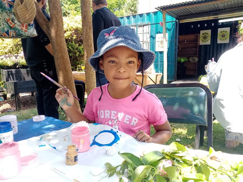 Participants spent a lovely morning enjoying music, good company, and art in the garden.