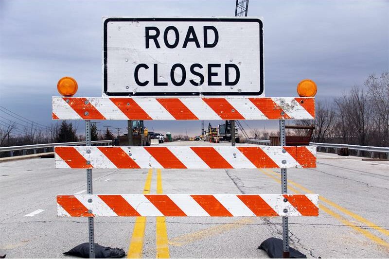 Heading out this weekend ? Find out when closures will start to avoid traffic and delays.
