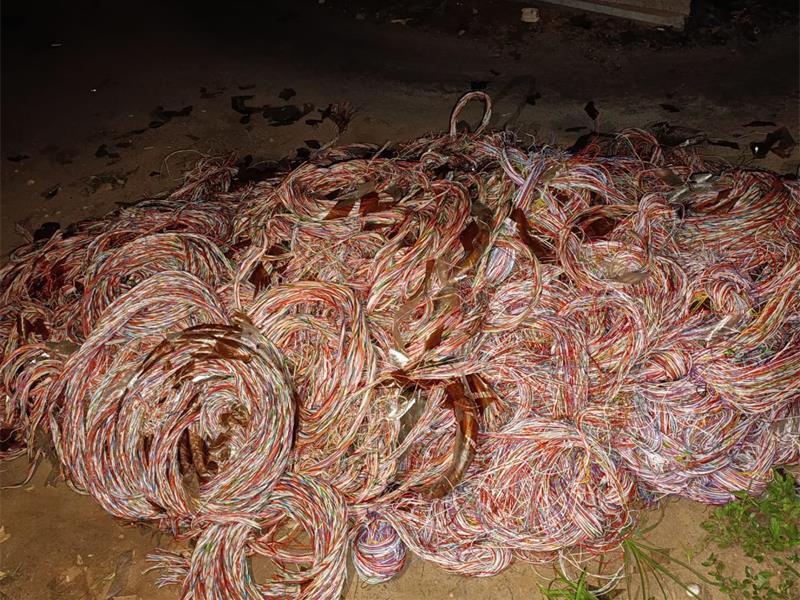 The quick response of the officers led to the discovery of thousands of rands worth of copper.