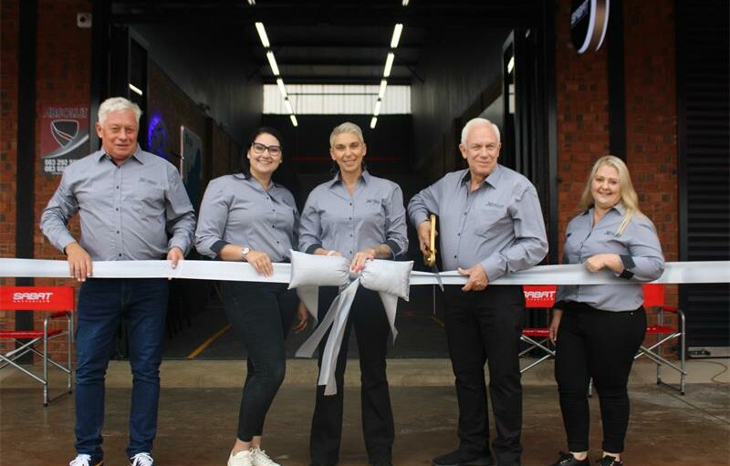 Sabat Xpress batteries bring car battery solutions to the Roodepoort community.