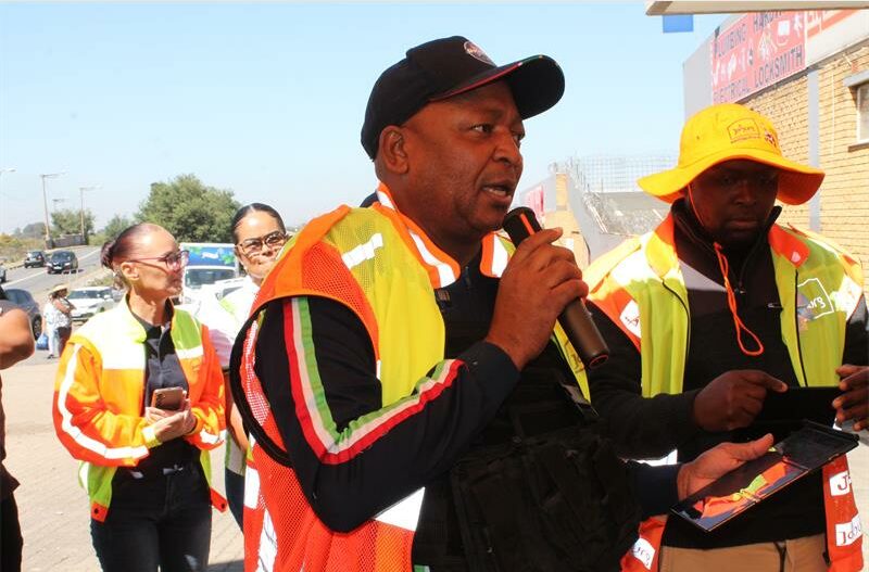 JRA teams deployed in Roodepoort and Florida to tackle backlogs.