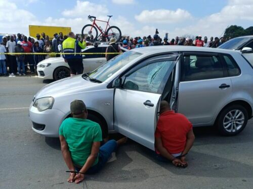 A joint police operation led to the arrest of eight suspects, including two police officers from Florida.