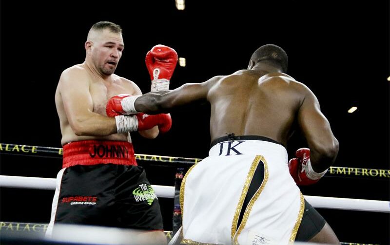 Roodepoort boxer's career revival thwarted with round-one knockout.