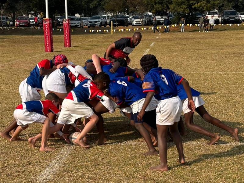 Weltevreden Park Primary School rugby teams bows down for Randpark side in Golden Lions final.