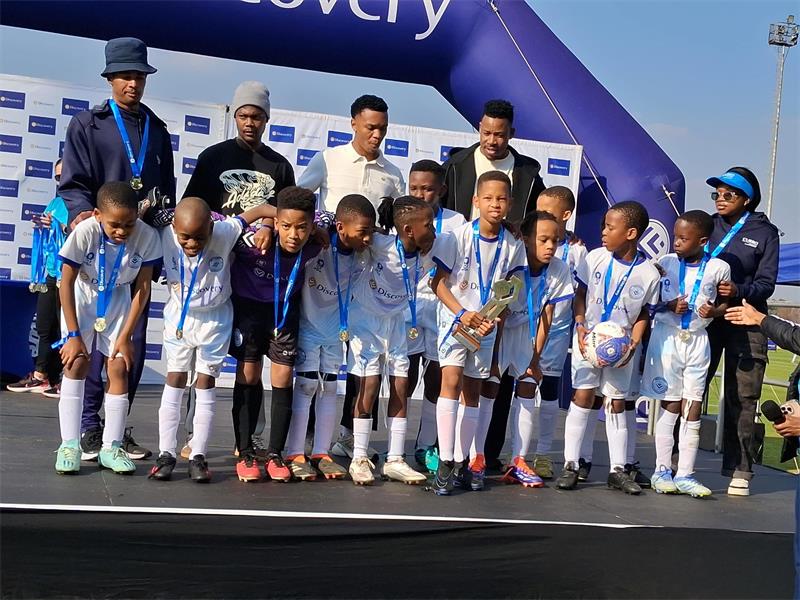 Curro's U10 football team shine in tournament encounter.