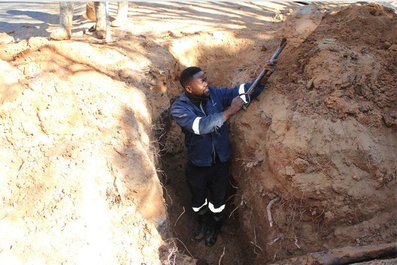 The restoration of the electricity supply has put an end to residents' worries after being left in the dark for a long time.