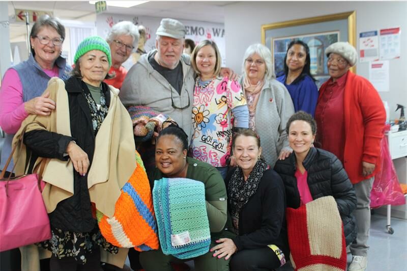 To honour Madiba, West Rand Oncology patients were treated to beautifully knitted blankets.