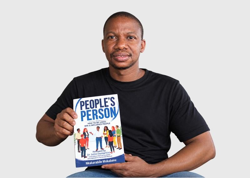 Local author receives book endorsement from bestselling international selling author Dr John Dermatini.