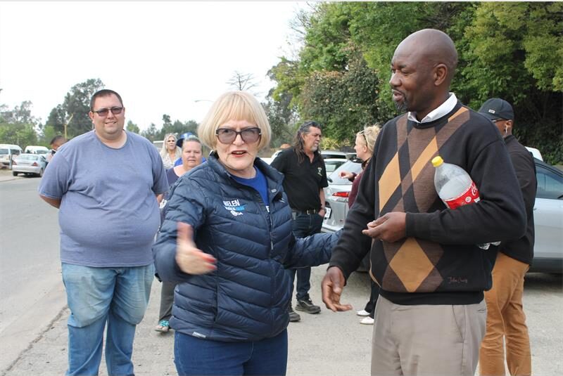 Frustrated by years of inaction over a deteriorating road that threatened jobs and local businesses, a local association partnered with volunteers to fix Shaft Street themselves.
