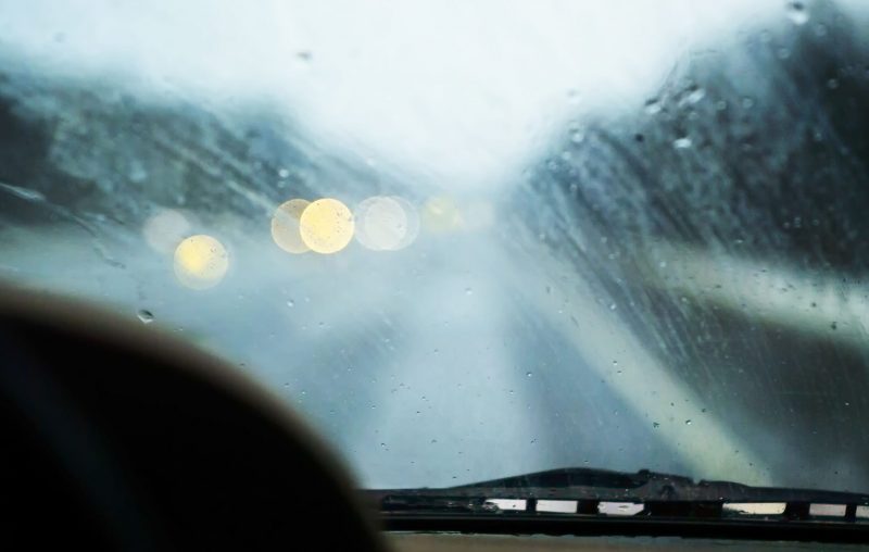 The City of Ekurhuleni has issued warnings following heavy rainfall across the region, urging residents to take precautions against flooding and dangerous road conditions. Emergency services are monitoring rivers, streams, and dams as water levels rise.