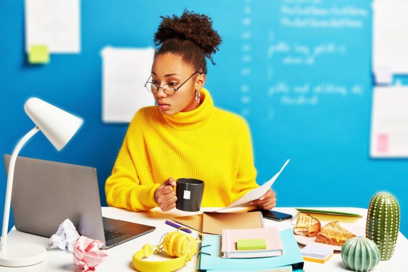 Debt experts warn West Rand residents to avoid the overspending trap this festive season.