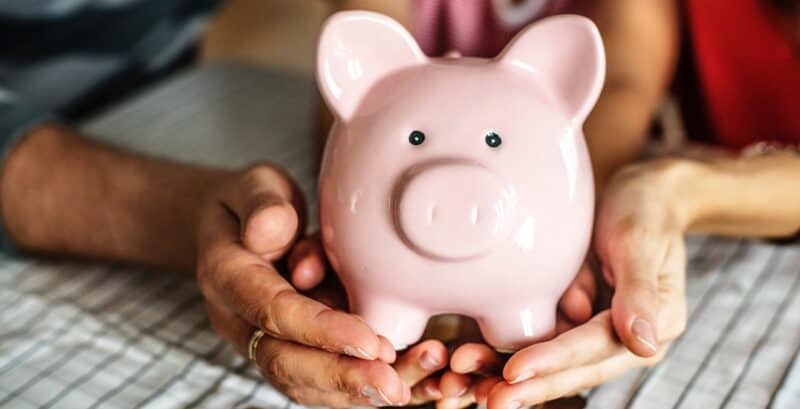 Lost your job? Wondering if you qualify for UIF benefits? We break it all down: Who can claim, how to apply, and what to expect.