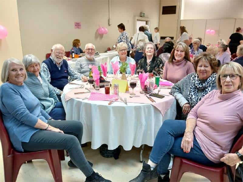 Held at the Edenvale Community Centre, the pink-themed event celebrated moms with festive décor, flowers, and a warm sense of togetherness.