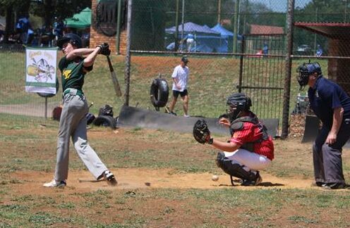 The league is welcoming to all those who are interested, men, women as well as younger players aged 17 or 18 who are ageing out of the junior divisions.