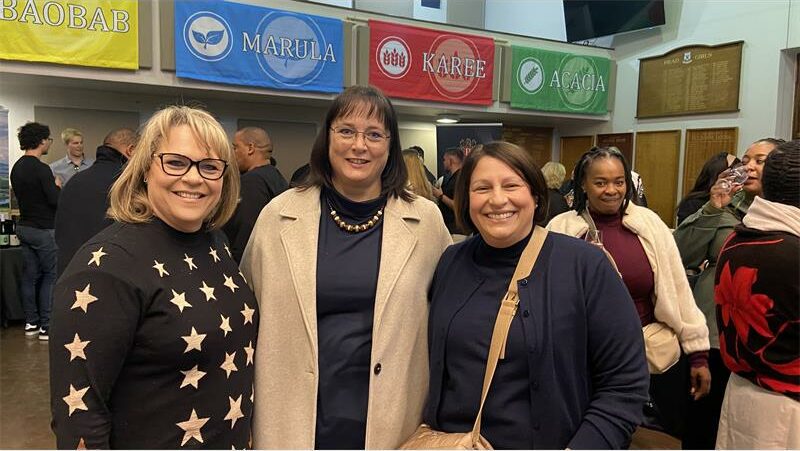 The event offered a sophisticated experience for guests and, with the support of Mini Bedfordview, helped raise funds for the St Andrew's Rowing Club.