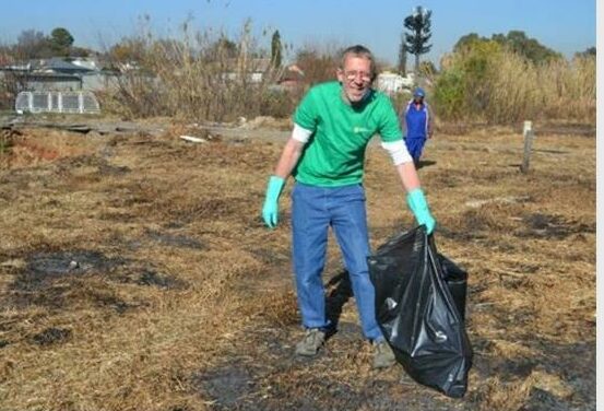 Better Edenvale is inviting Edenvale residents to roll up their sleeves for a community cleanup at Denver Park on June 21 at 08:00.