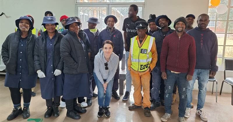 Local volunteers, contractors, and business owners from Better Edenvale and Essentially Edenvale came together on Mandela Day to refurbish the Edenvale Municipal Clinic, making much-needed repairs and improvements to the vital facility.