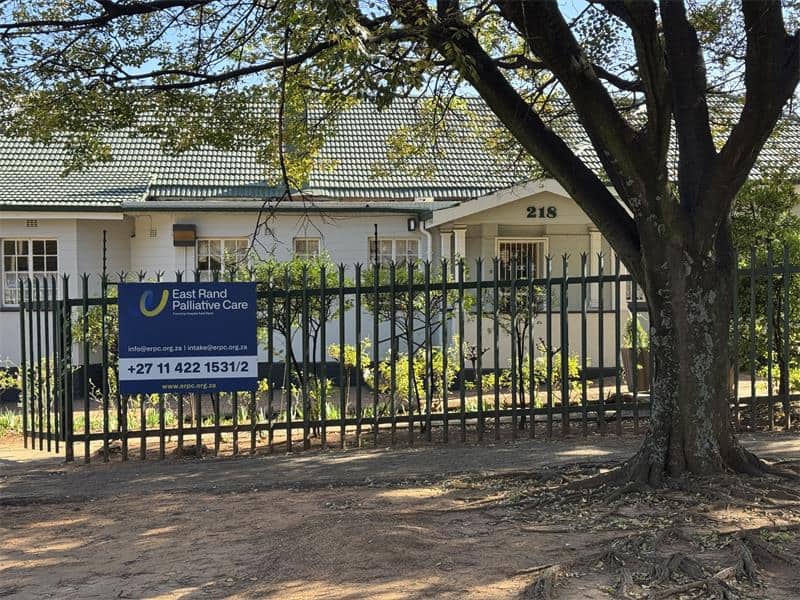 East Rand Palliative Care provides emotional, spiritual, and medical support to patients and families navigating life-threatening illnesses—starting from diagnosis, not just end-of-life.