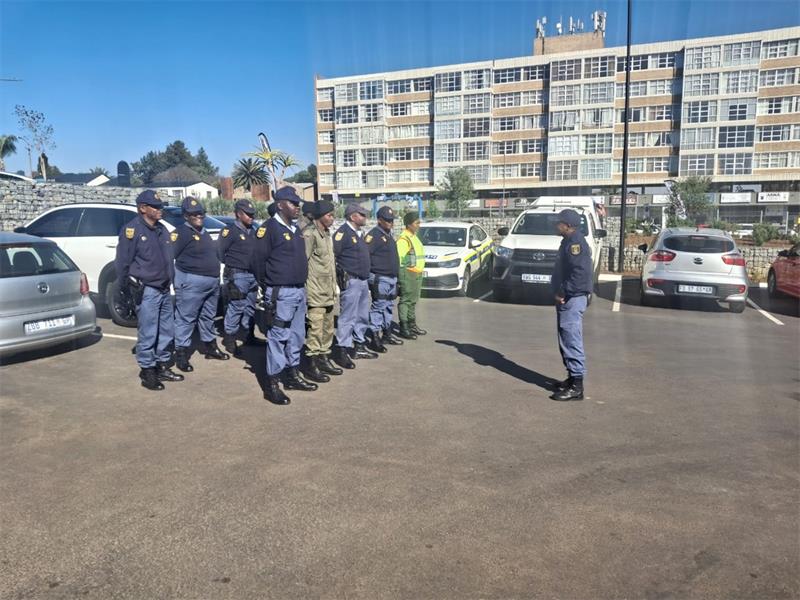 A focused operation at Verge Mall saw Edenvale SAPS engage community on gender-based violence.