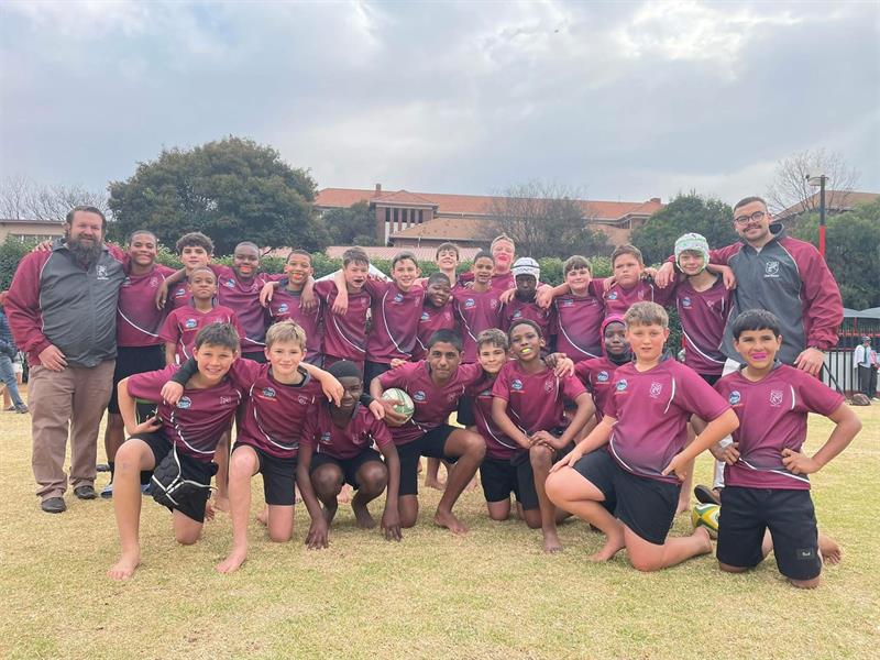 Dunvegan Primary School’s rugby boys played their opening game on 16 August, showing determination despite the loss.