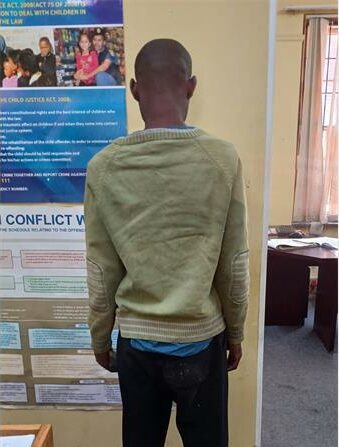 A man was arrested in Bedfordview after police discovered suspected drugs, cash, and syringes during a raid on informal structures in a bushy area on Oxford Road.