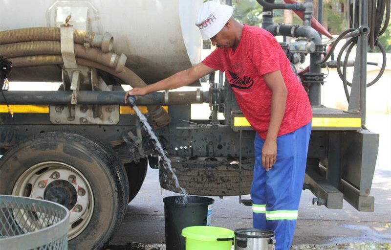 With a R760 million investment underway, the Premier shared timelines for new emergency pumping stations and infrastructure meant to stabilise the Vaal River supply.