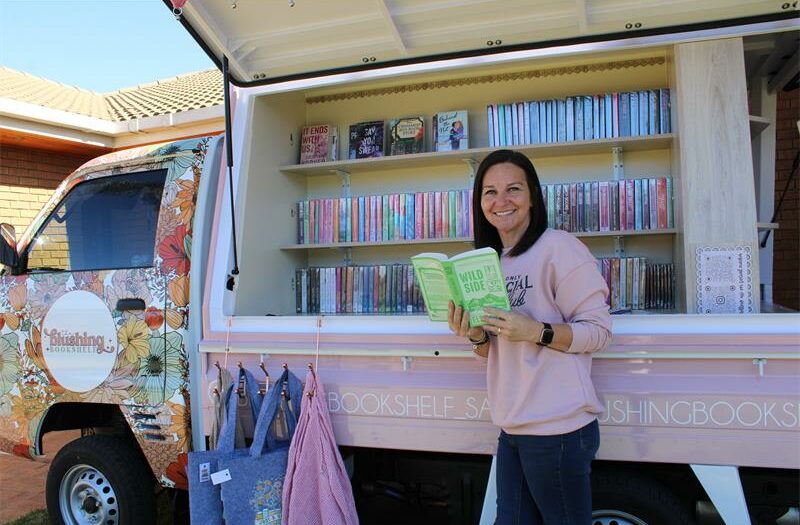 Farrarmere entrepreneur René Naudé brings romance and empowerment to local women with her new mobile bookstore.
