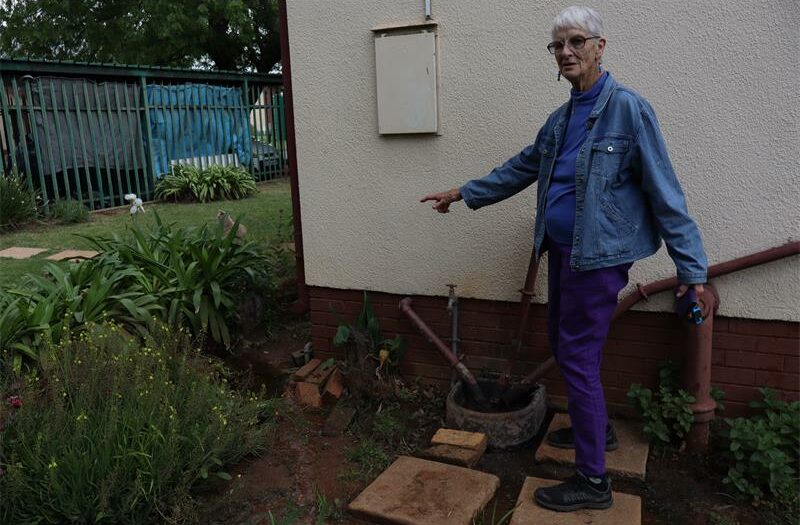 Roof leaks, burst pipes, sewage blockages and general maintenance problems have been plaguing Kruinhof Retirement Village for months now.