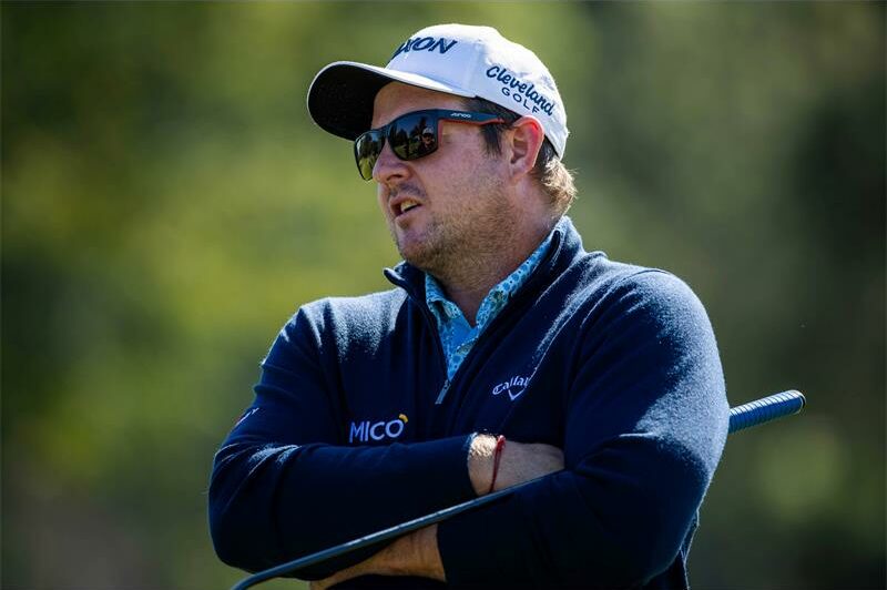 After donating a kidney to his beloved wife and being off for 12 weeks, pro golfer Merrick Bremner has been practising for the Fortress Invitational since being allowed to return.