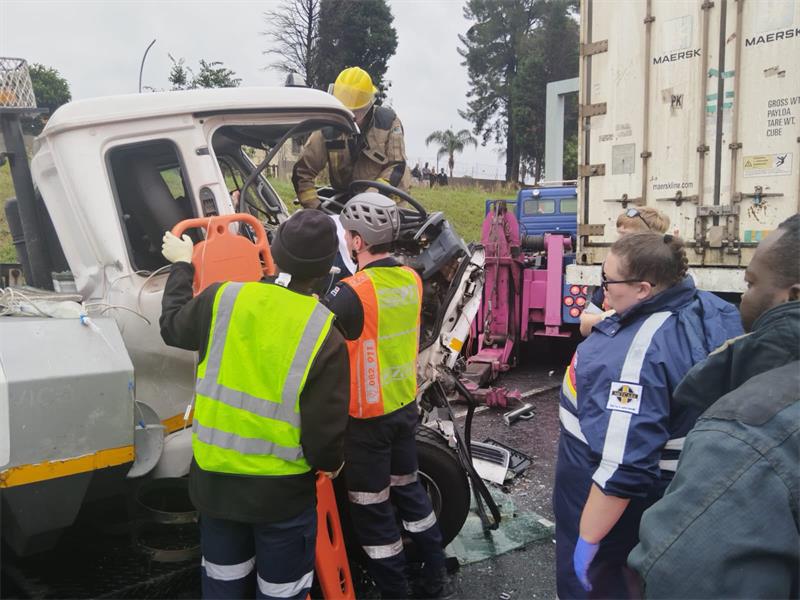 The EMPD confirmed that two people sustained serious injuries following a collision involving two trucks on the N3 northbound near Van Buuren Road yesterday.