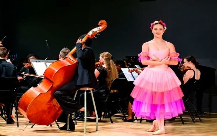 Ballet lovers are invited to a weekend of theatrical bliss in Benoni with a production entitled Ballet Surprise with the East Rand Youth Orchestra and QuayWake Ballet.