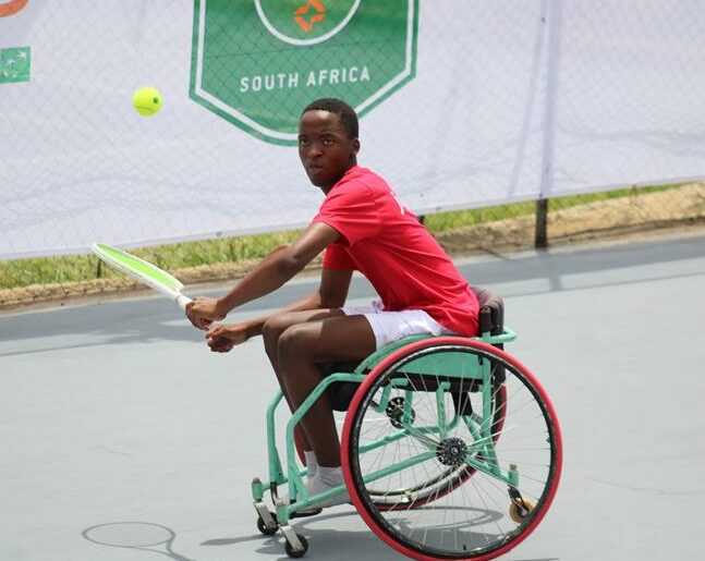 Three schools were crowned national championships, Durbanville Primary dethroning defending champions Umhlali Preparatoty, while Courtrai won the girls'section.