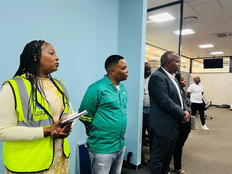 Kagiso Lerutla engaged frontline staff and outlined measures to improve efficiency and resident experience.