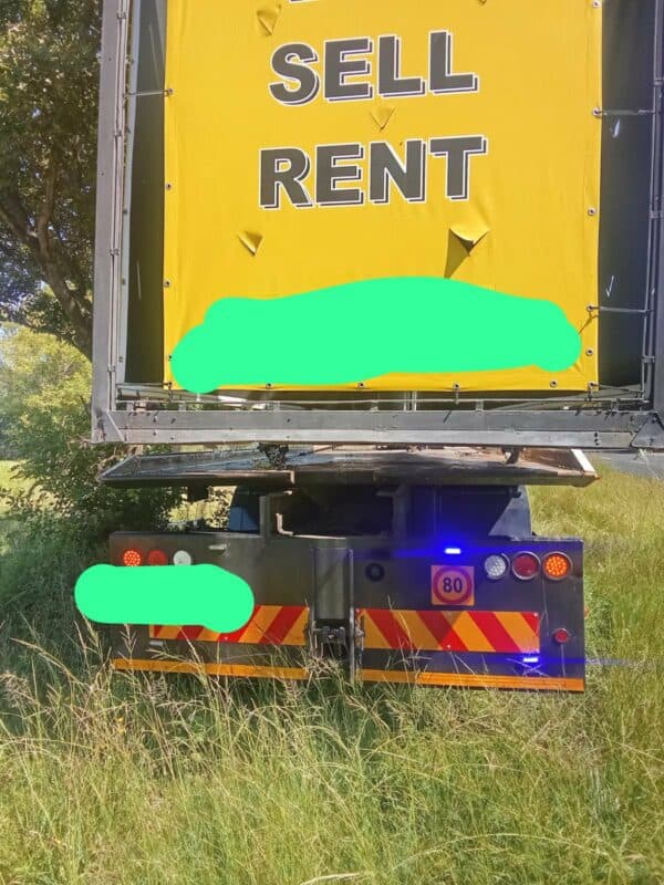 The Ekurhuleni Metropolitan Police Department (EMPD) recently impounded eight trailers during by-law enforcement operations targeting unlawful advertising and related offences.