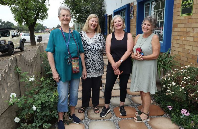 A small community shop whose funds are used solely to support the Germiston Bedfordview SPCA, needs support in order to keep volunteering these services for the benefit of animals in need.