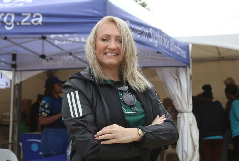 Local artist turns partial blindness into inspiring eye-themed art