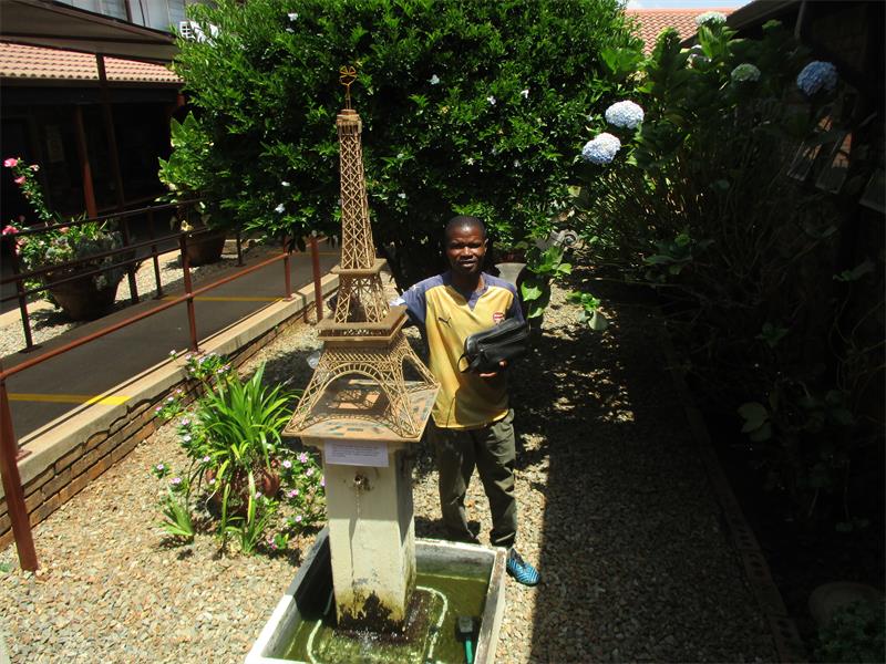 A familiar face in the community surprised a retirement village with a handcrafted Eiffel Tower, highlighting a story of gratitude, connection and kindness.