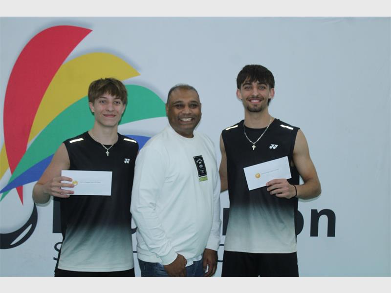 Caden Kakora and Johanita Scholtz successfully defended their SA Open singles titles with commanding victories in Edenvale.